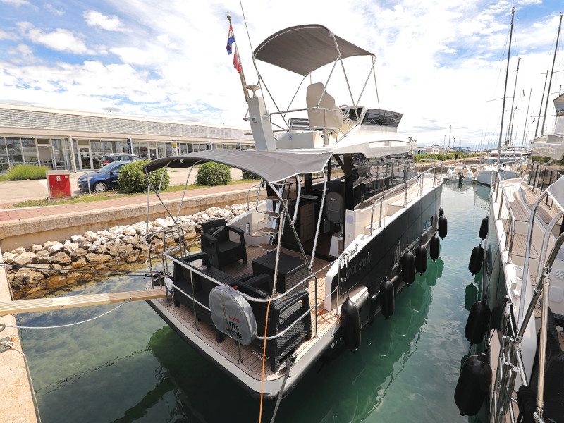 фото Futura 40 Grand Horizon 37