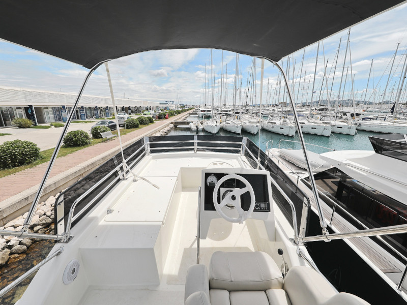 фото Futura 40 Grand Horizon 25