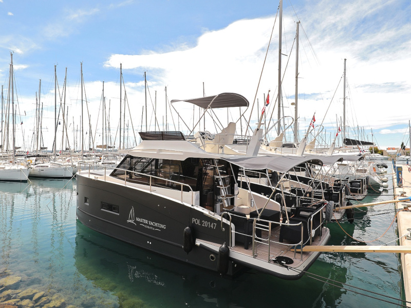 фото Futura 40 Grand Horizon 34