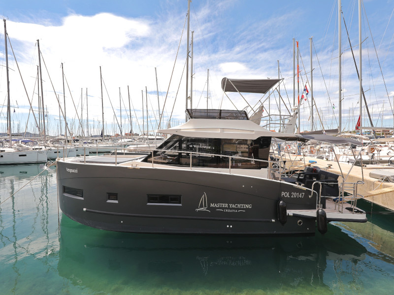 фото Futura 40 Grand Horizon 31