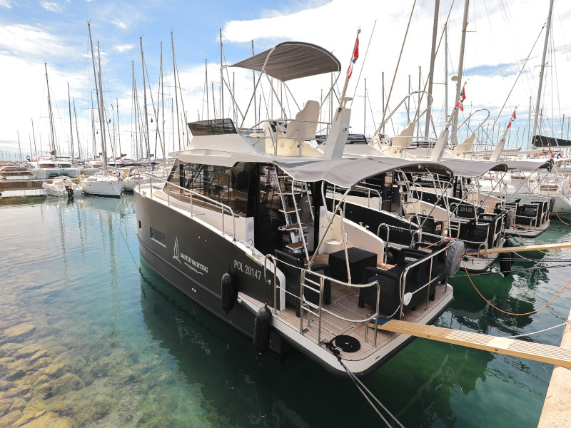 фото Futura 40 Grand Horizon 34