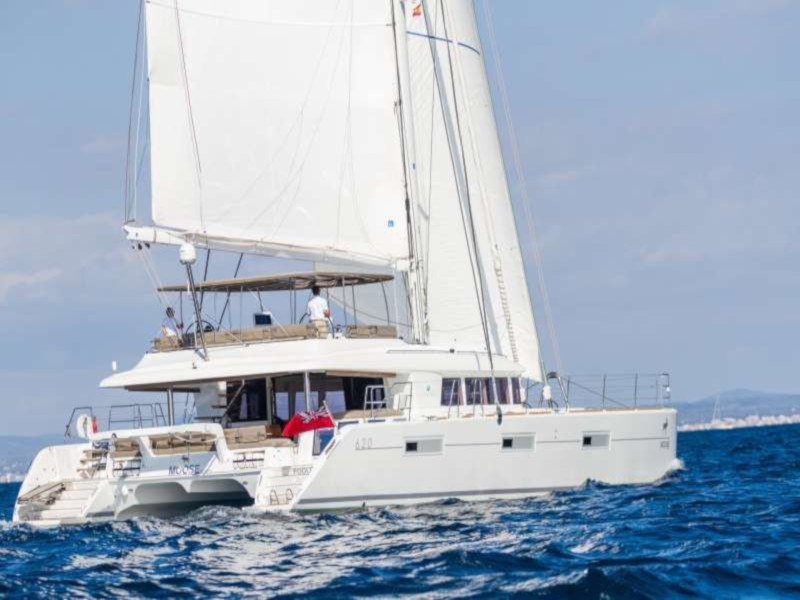 Lagoon 620