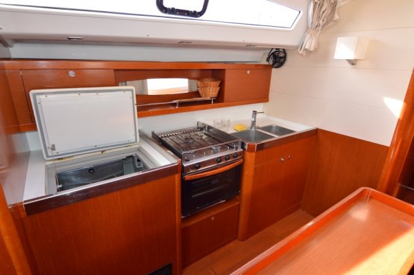 foto Oceanis 50 9