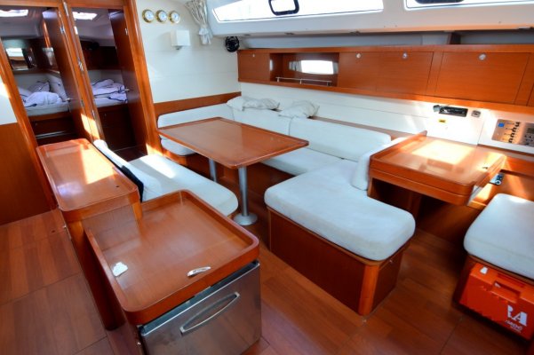 foto Oceanis 50 18