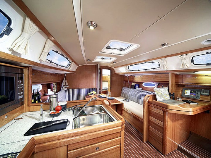 照片 Bavaria Cruiser 34 3