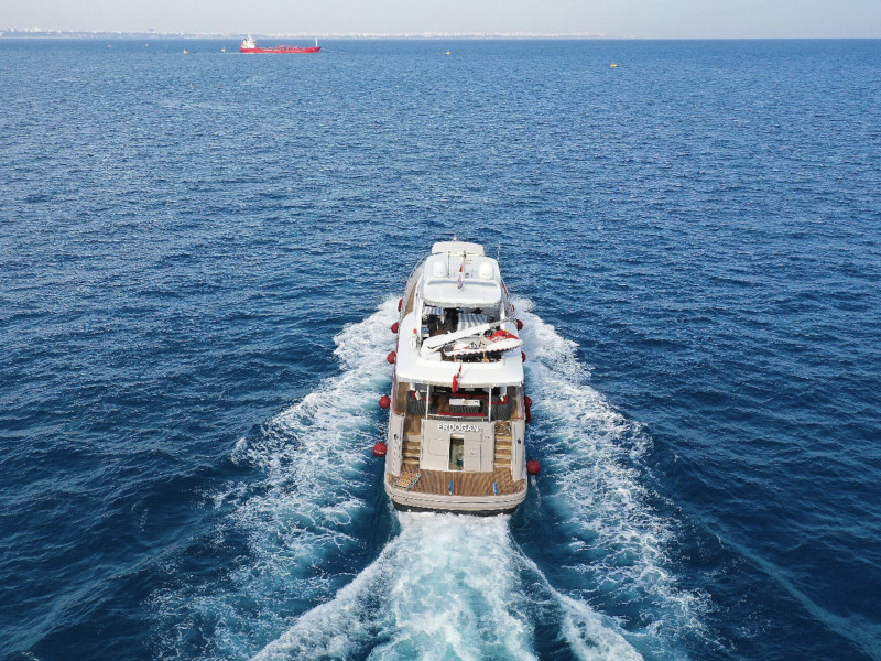photo Motoryacht 7