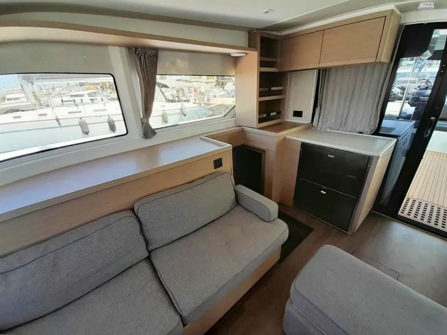 Yacht image 8
