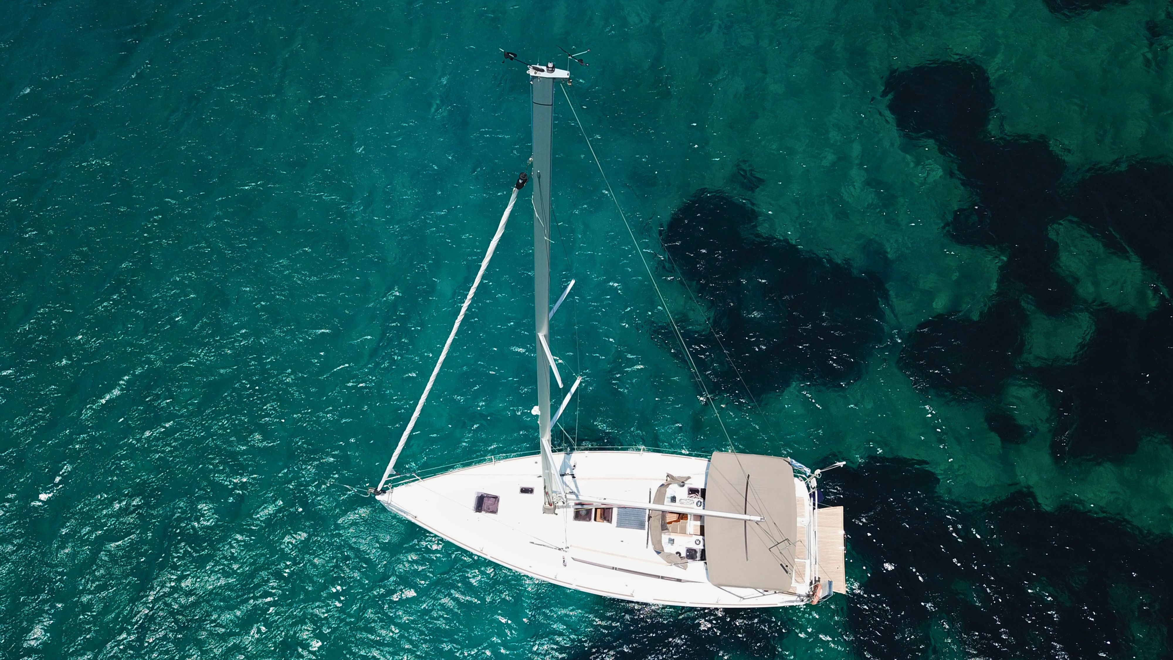 Yacht image 5