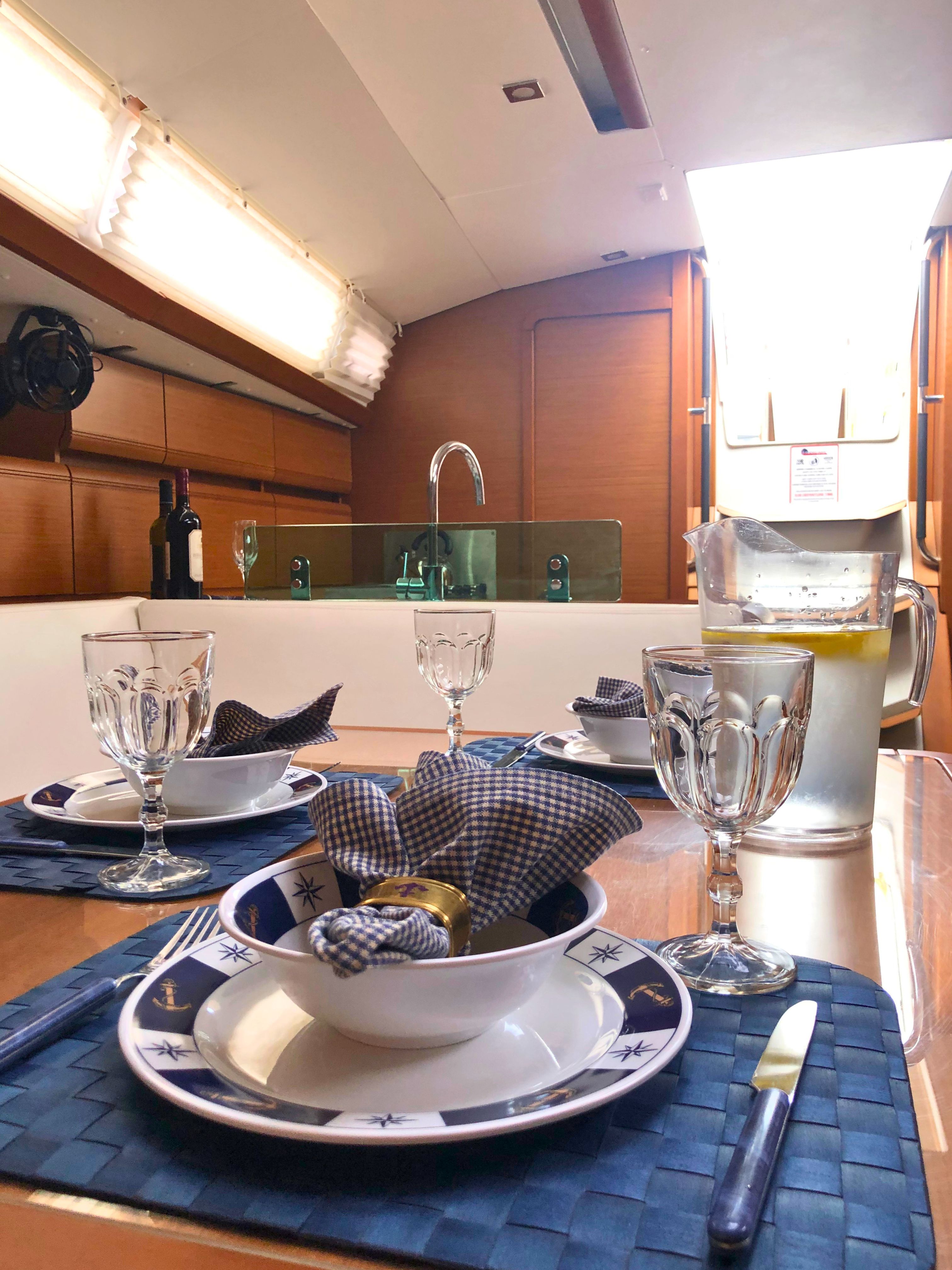 Yacht image 8
