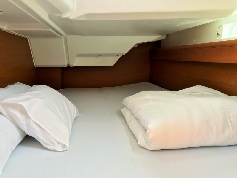 photo Sun Odyssey 389 11