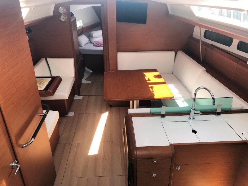 foto Sun Odyssey 419 2