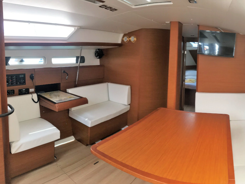 S/Y - Sun Odyssey 449 - 4 Cabins - Built 2019