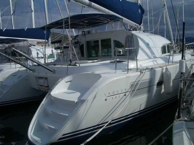 Foto Lagoon 380 S2 1