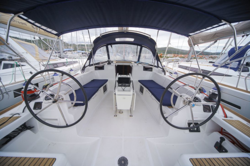 foto Sun Odyssey 449 4
