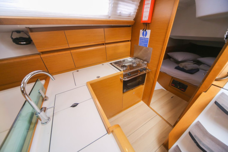 foto Sun Odyssey 449 13