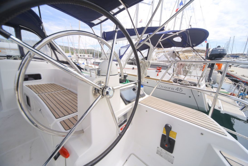 photo Sun Odyssey 469 4