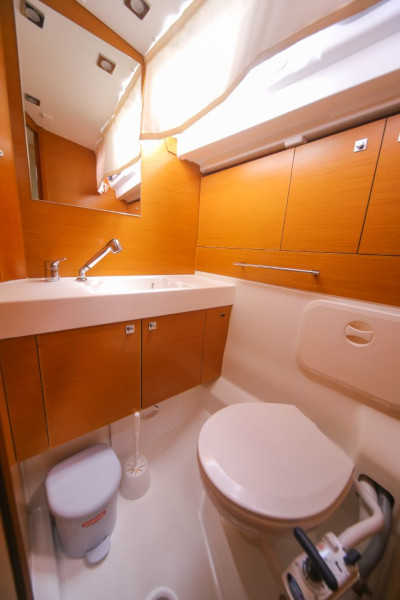 photo Sun Odyssey 469 11