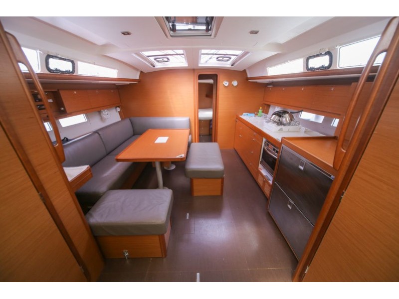 foto Dufour 460 Grand Large 13
