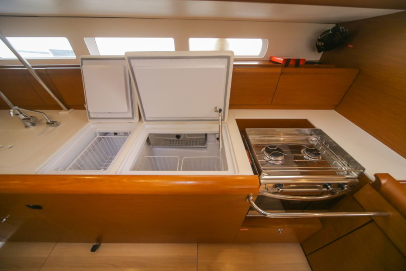 photo Sun Odyssey 519 14