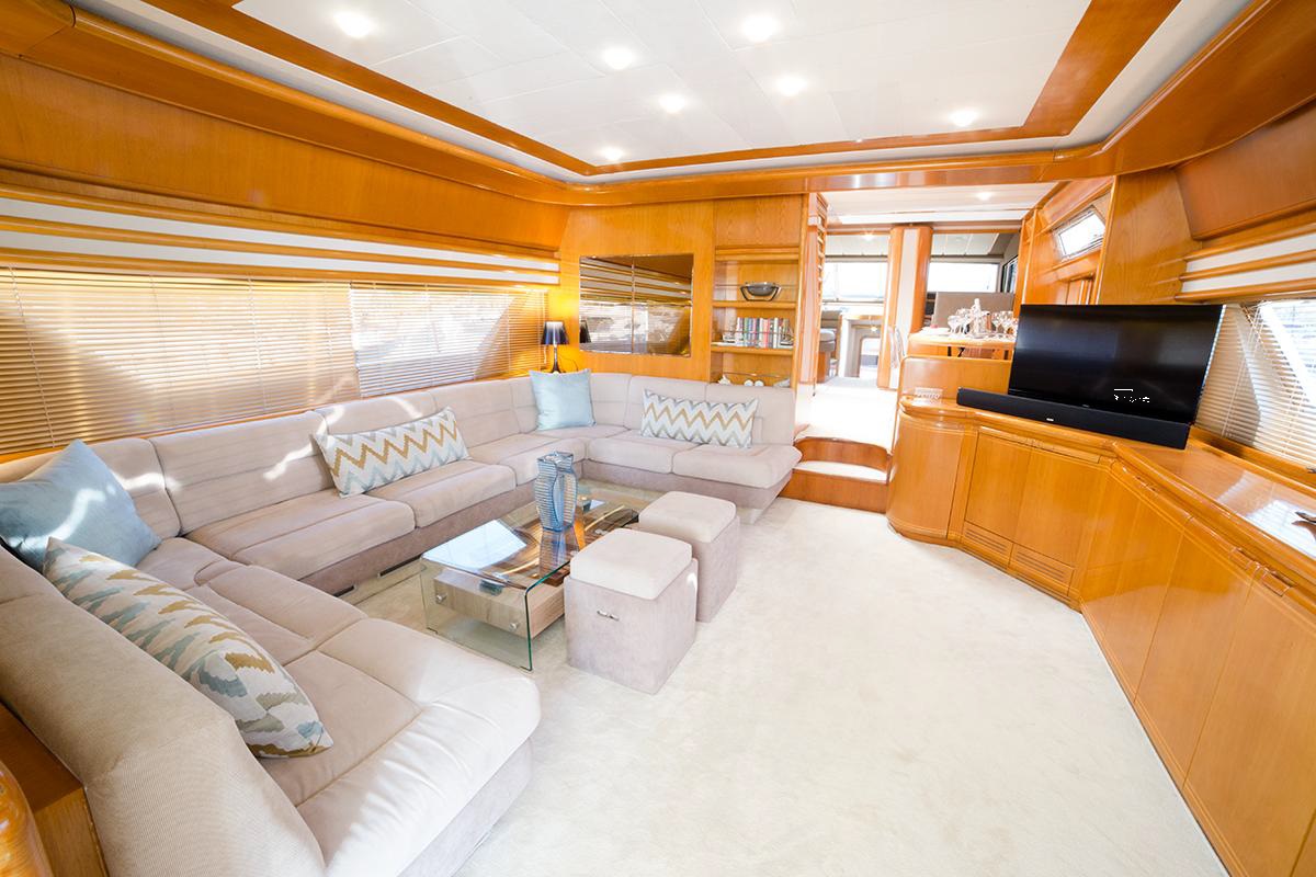 фото Ferretti 75 5