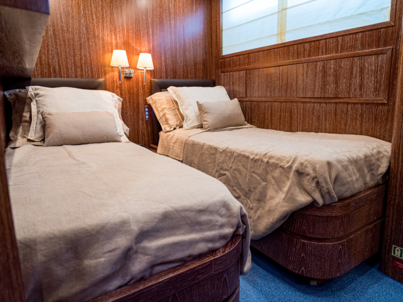 фото Akhir 85 46