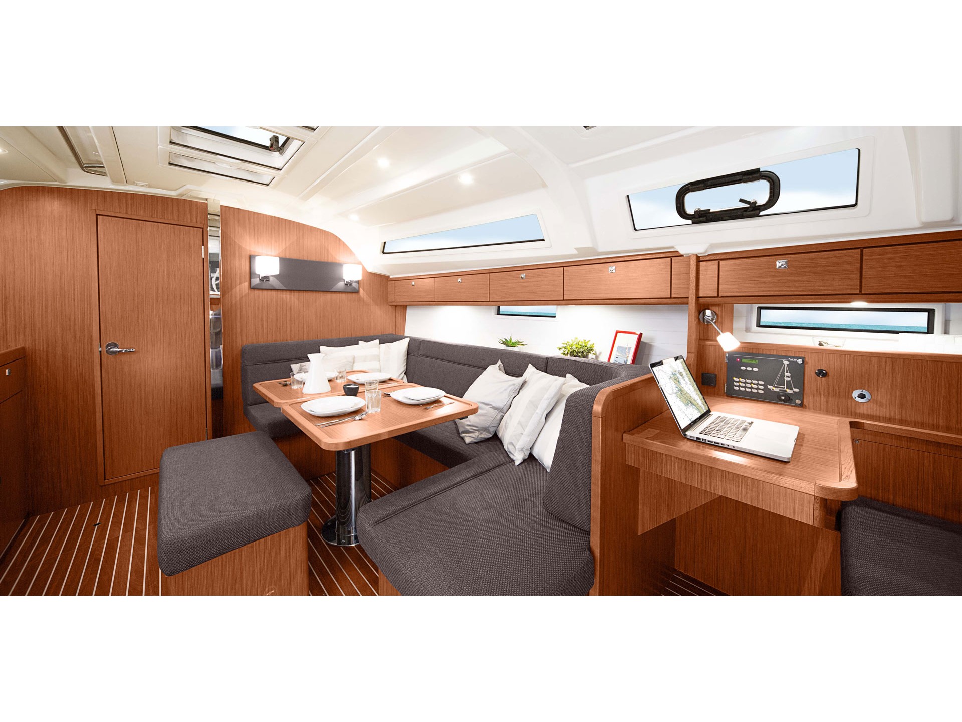 صور Bavaria Cruiser 41 1