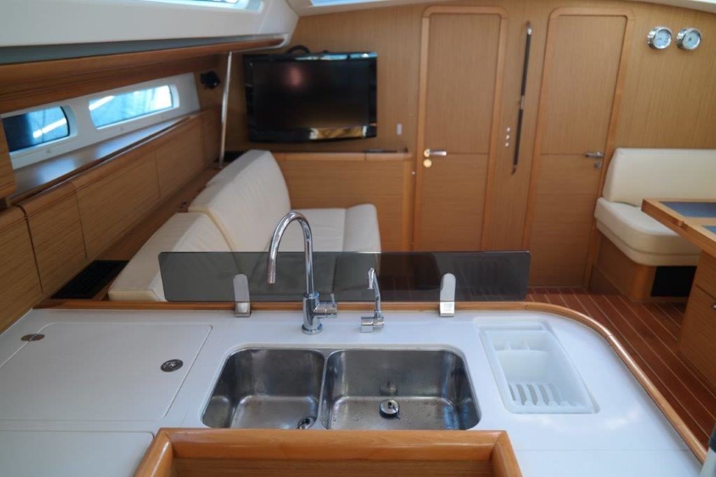 фото Jeanneau 57 5