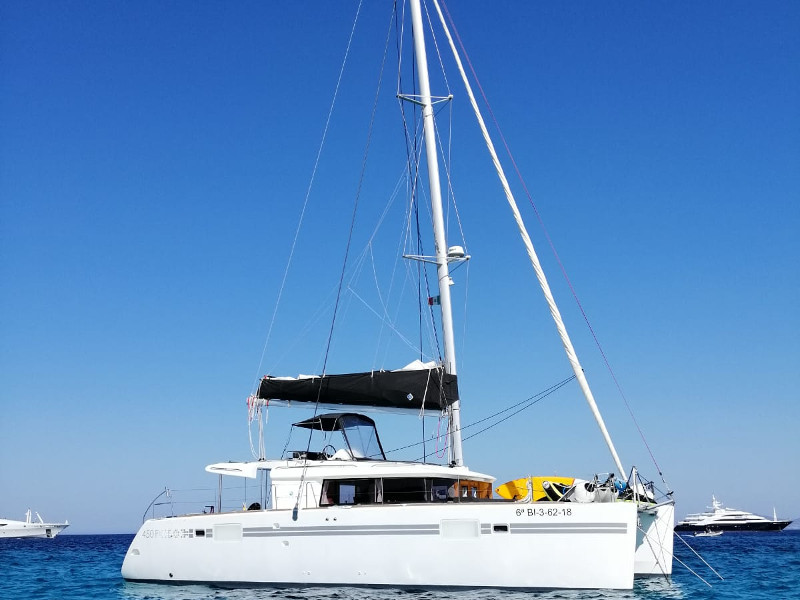 foto Lagoon 450  Flybridge 11