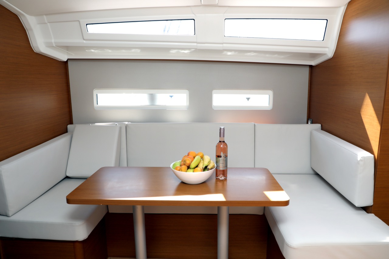 照片 Sun Odyssey 410 7