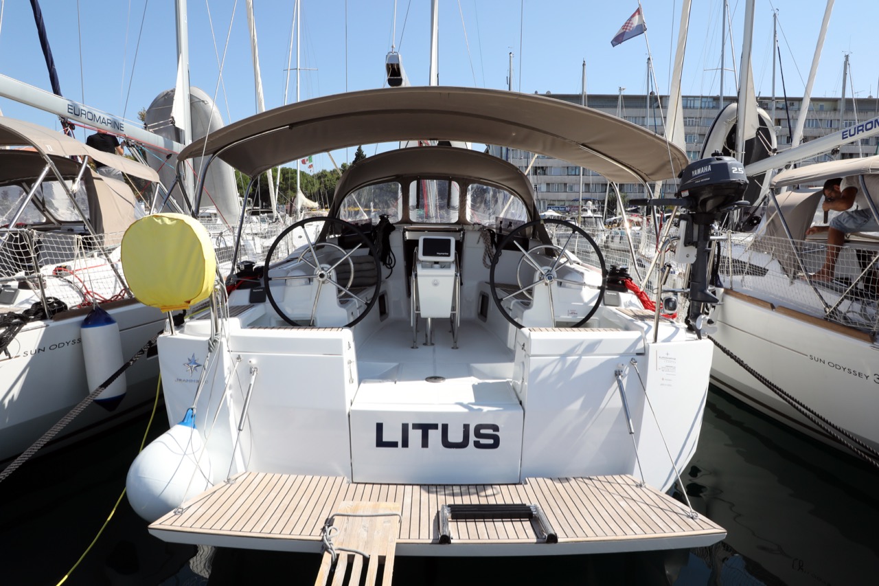 foto Sun Odyssey 419 3