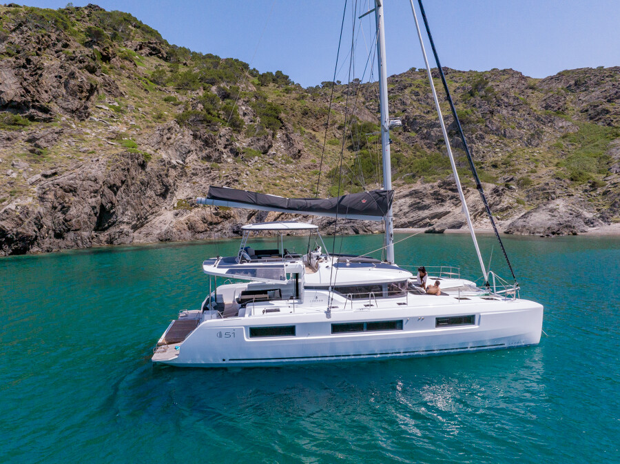 Lagoon  - SAILUXE - Allegra - Main image - Italien, Marina di Olbia