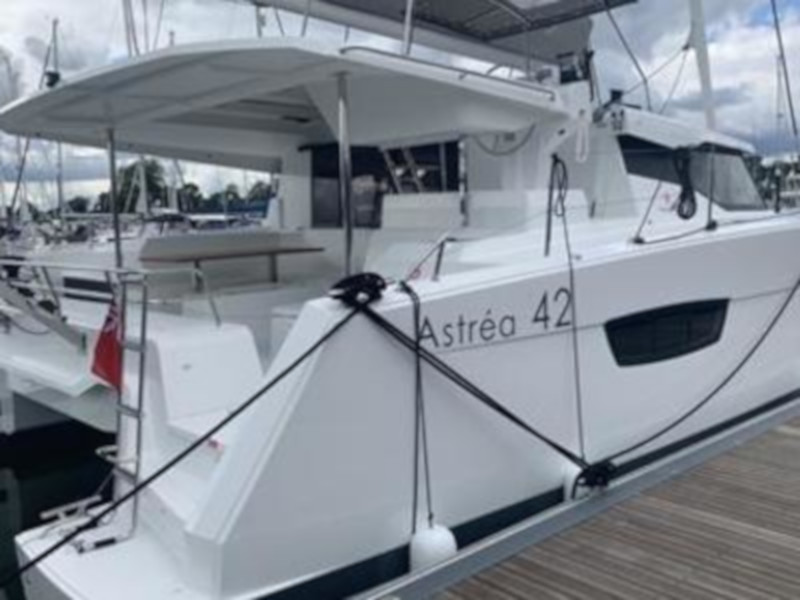 照片 AstrÃ©a 42 4