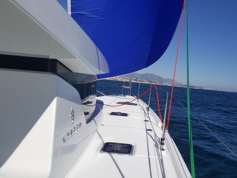 фото Lagoon 42 7