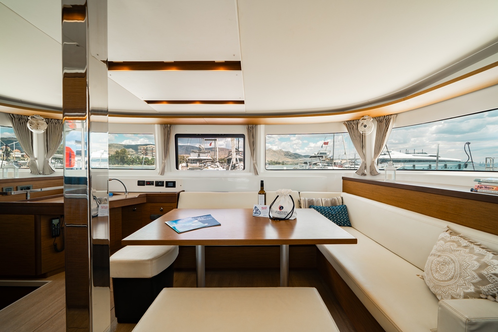 Yacht image 2