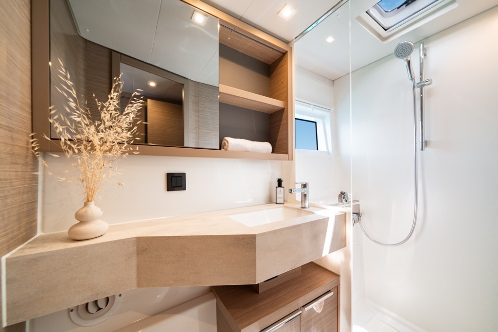 Yacht image 7