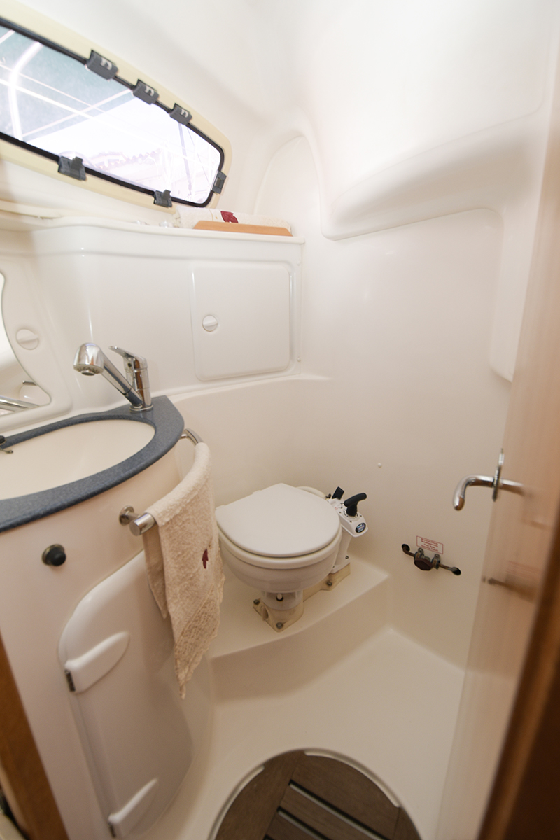 صور Bavaria 30 Cruiser 4