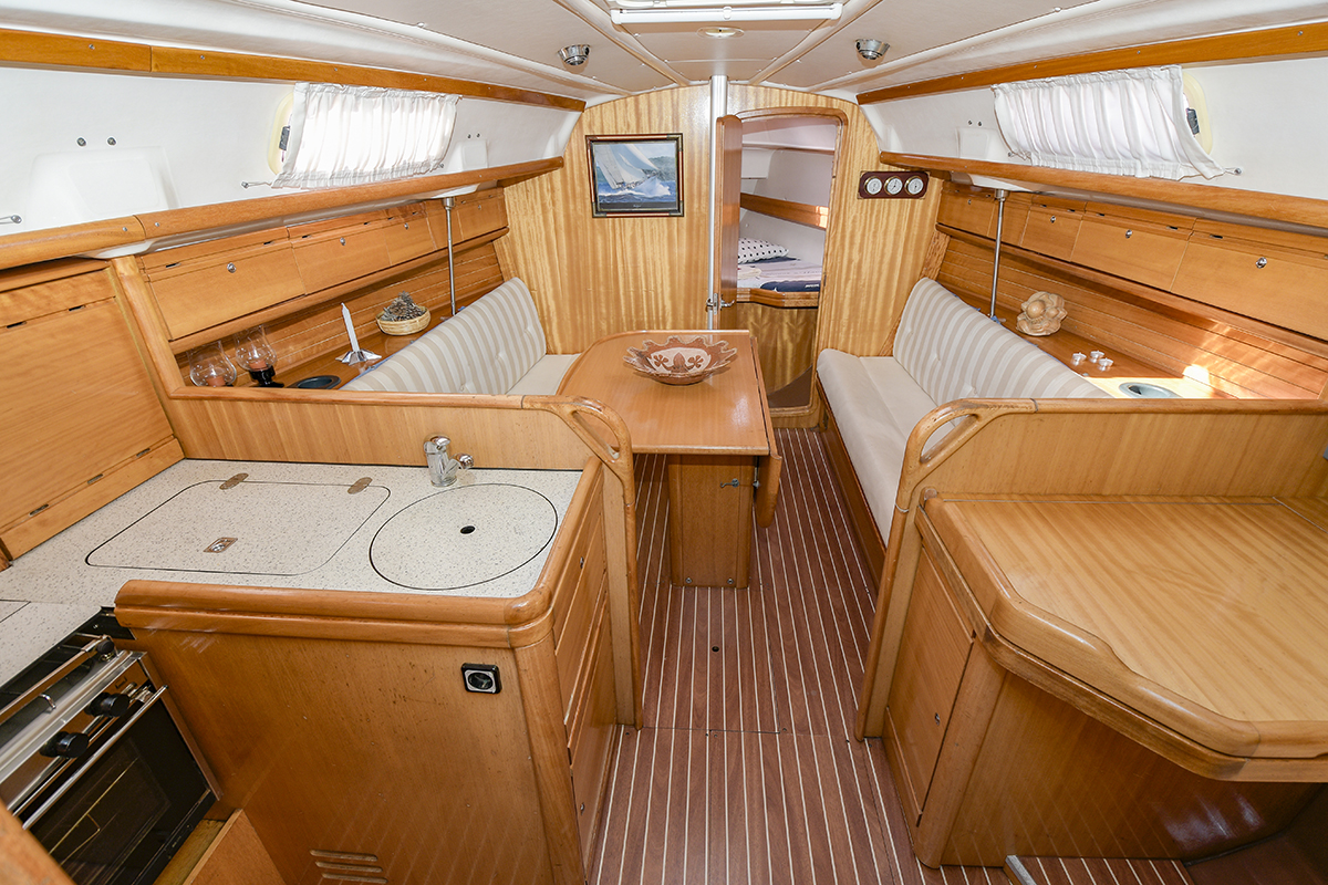 صور Bavaria 30 Cruiser 7