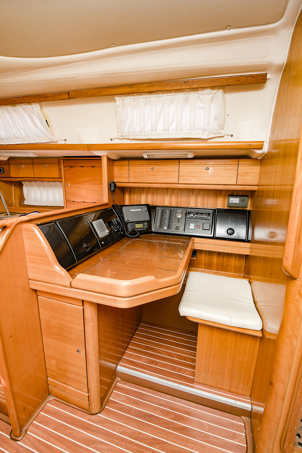 صور Bavaria 50 Cruiser 6