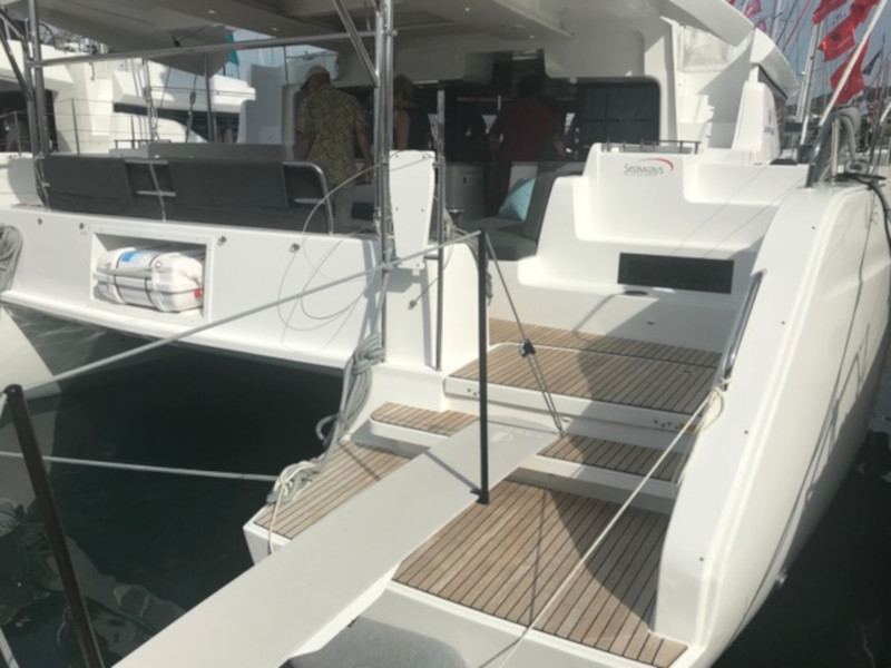 foto Lagoon 46  11