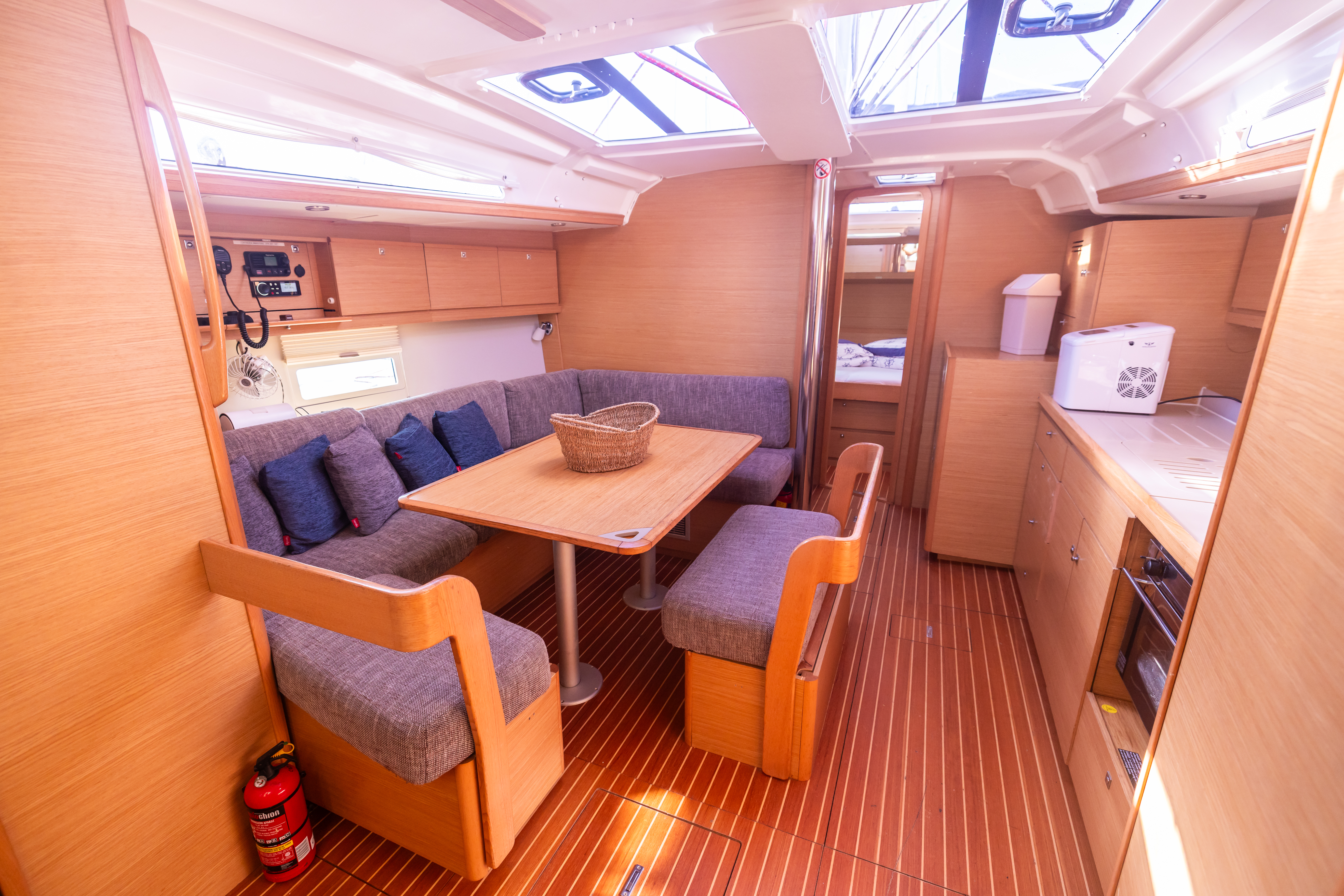 Dufour 430, Primošten