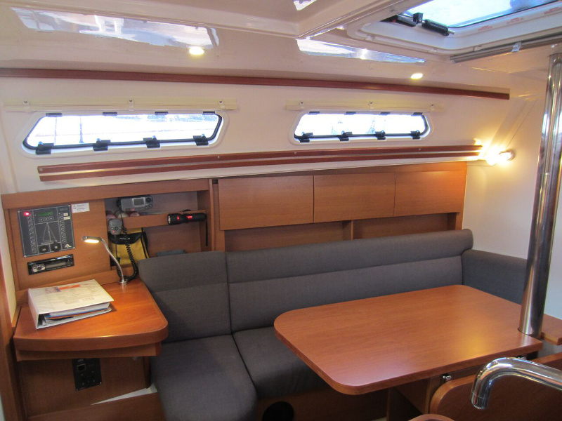 photo Hanse 325 11