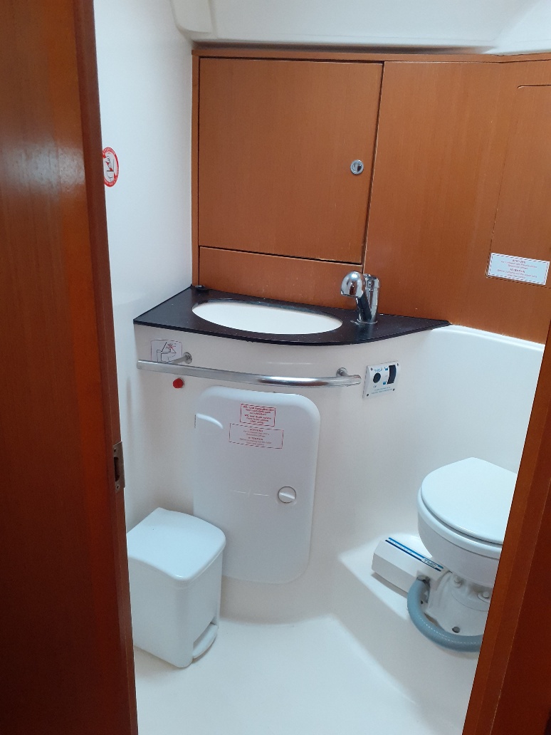 foto Bavaria 43 Cruiser 2