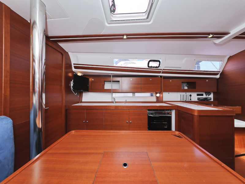 фото Dufour 380 24