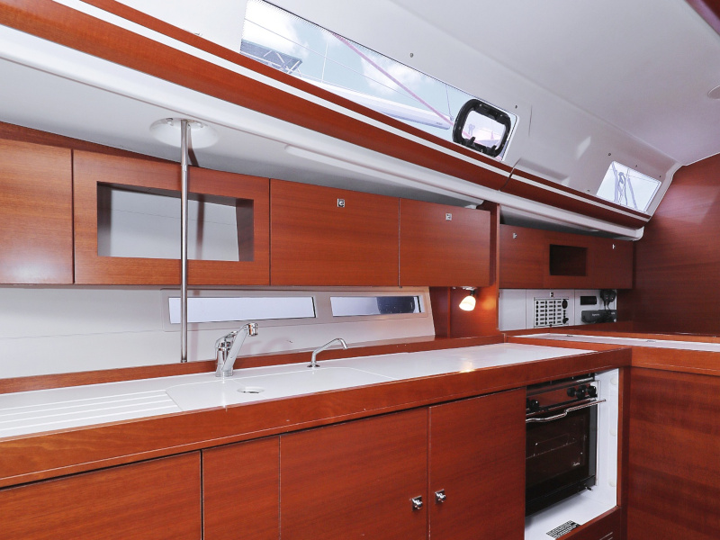 фото Dufour 380 26