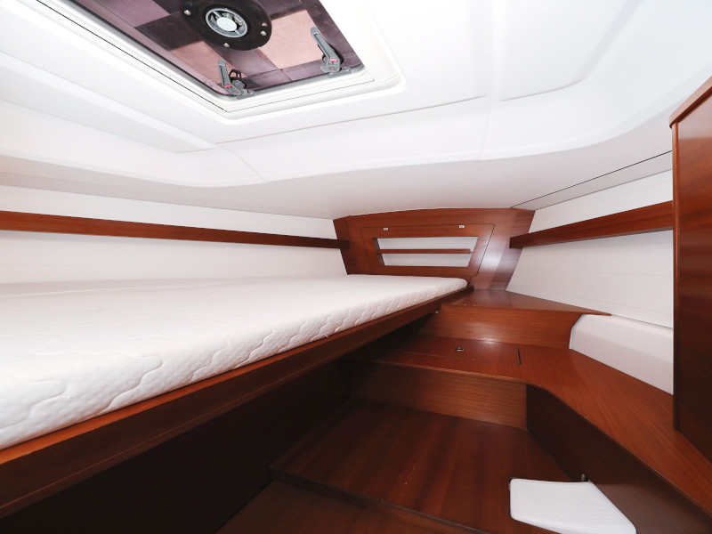 фото Dufour 380 35