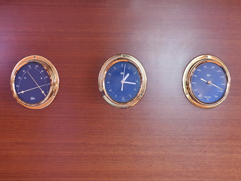 фото Dufour 380 40