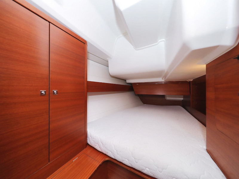 фото Dufour 380 42