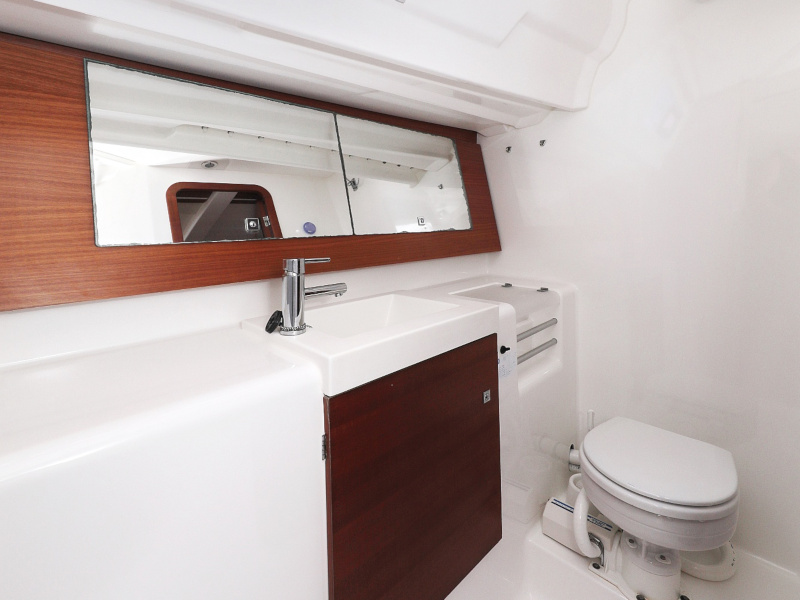 фото Dufour 380 46