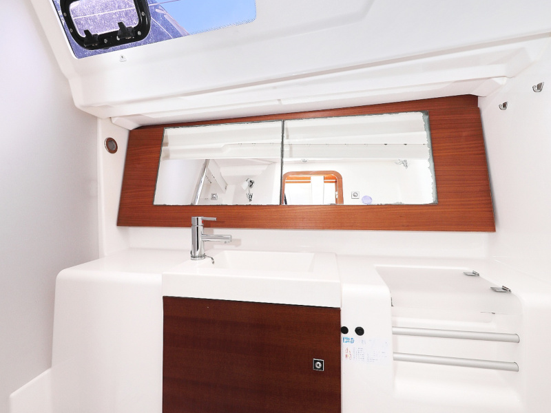 фото Dufour 380 48