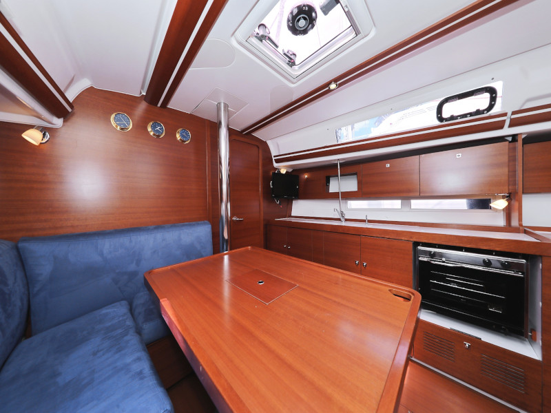 фото Dufour 380 51